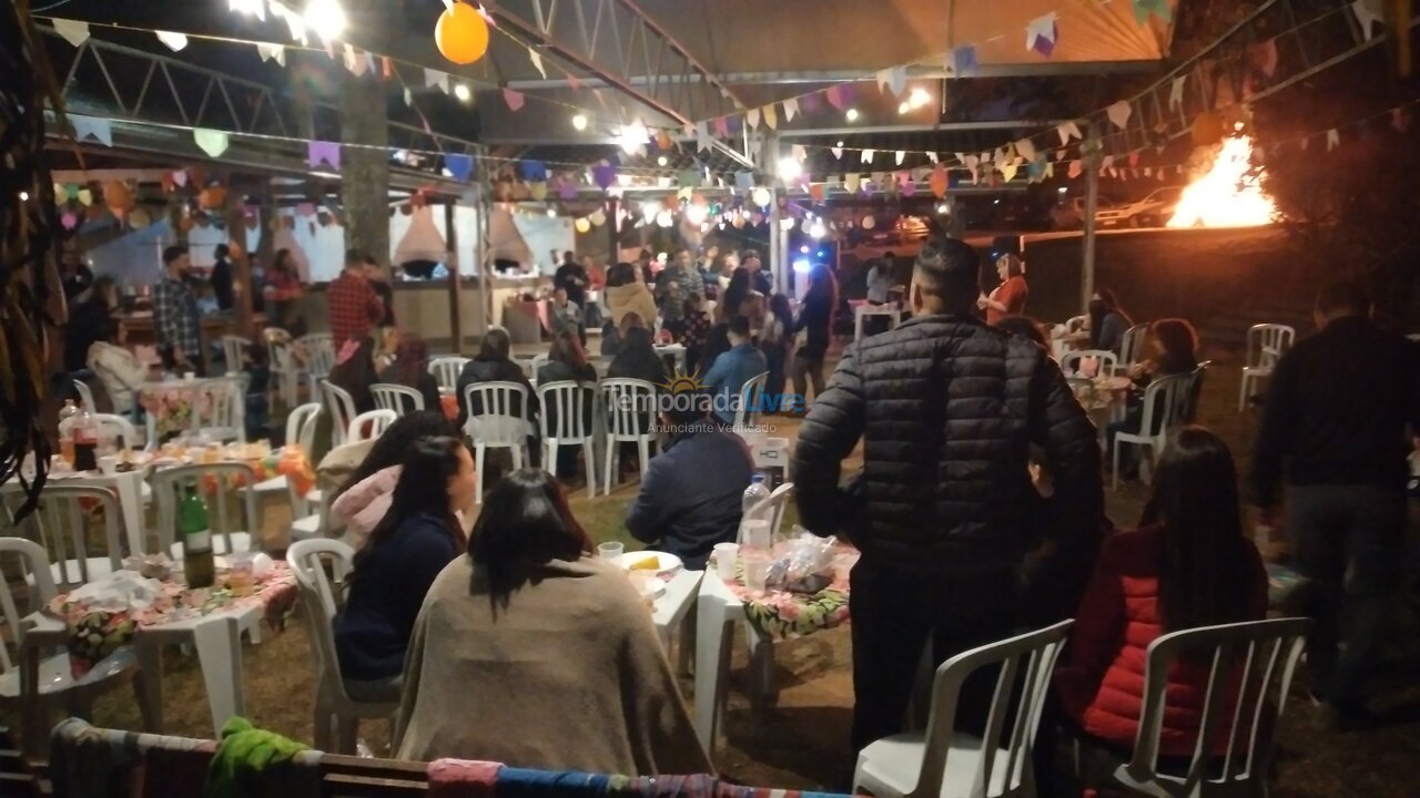 Chácara / sítio para aluguel de temporada em São Roque (Caete)