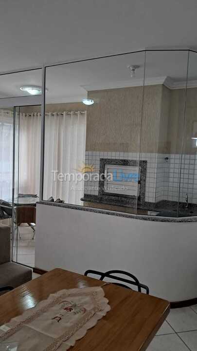 Apartamento para aluguel de temporada em Itapema (Meia Praia)