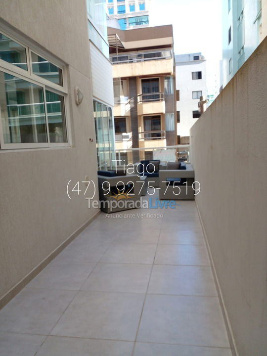Apartamento para aluguel de temporada em Itapema (Meia Praia)