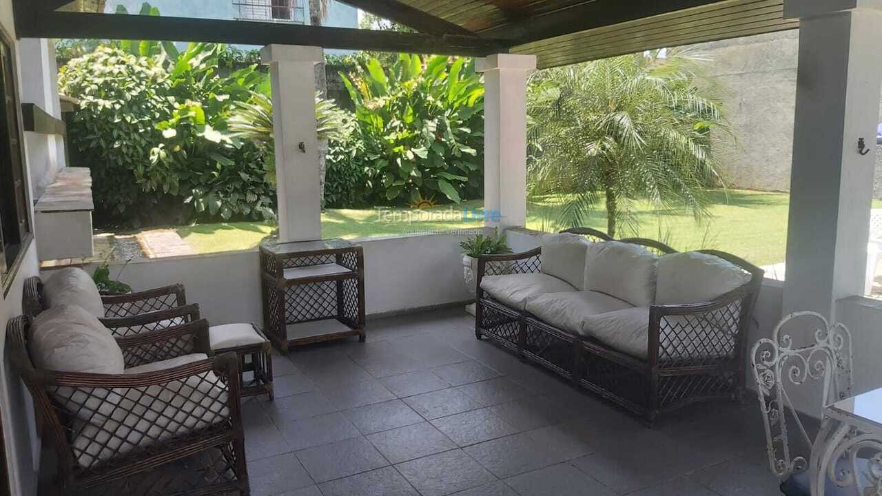 Casa para aluguel de temporada em Guarujá (Enseada)