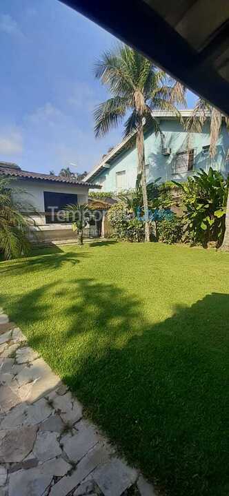 Casa para aluguel de temporada em Guarujá (Enseada)