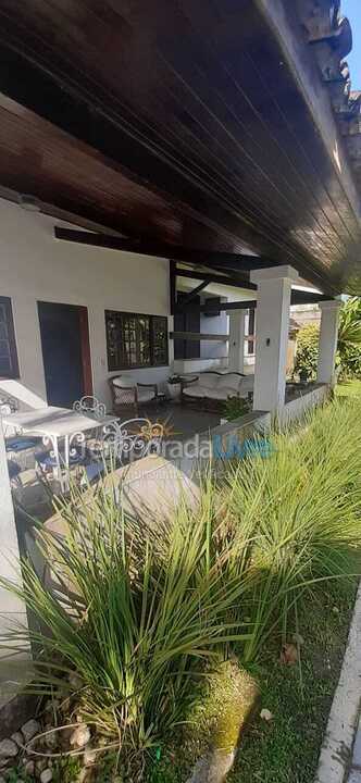 Casa para aluguel de temporada em Guarujá (Enseada)