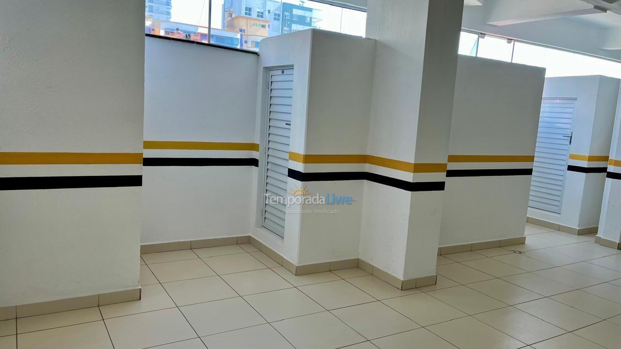 Apartamento para alquiler de vacaciones em Itapema (Meia Praia)