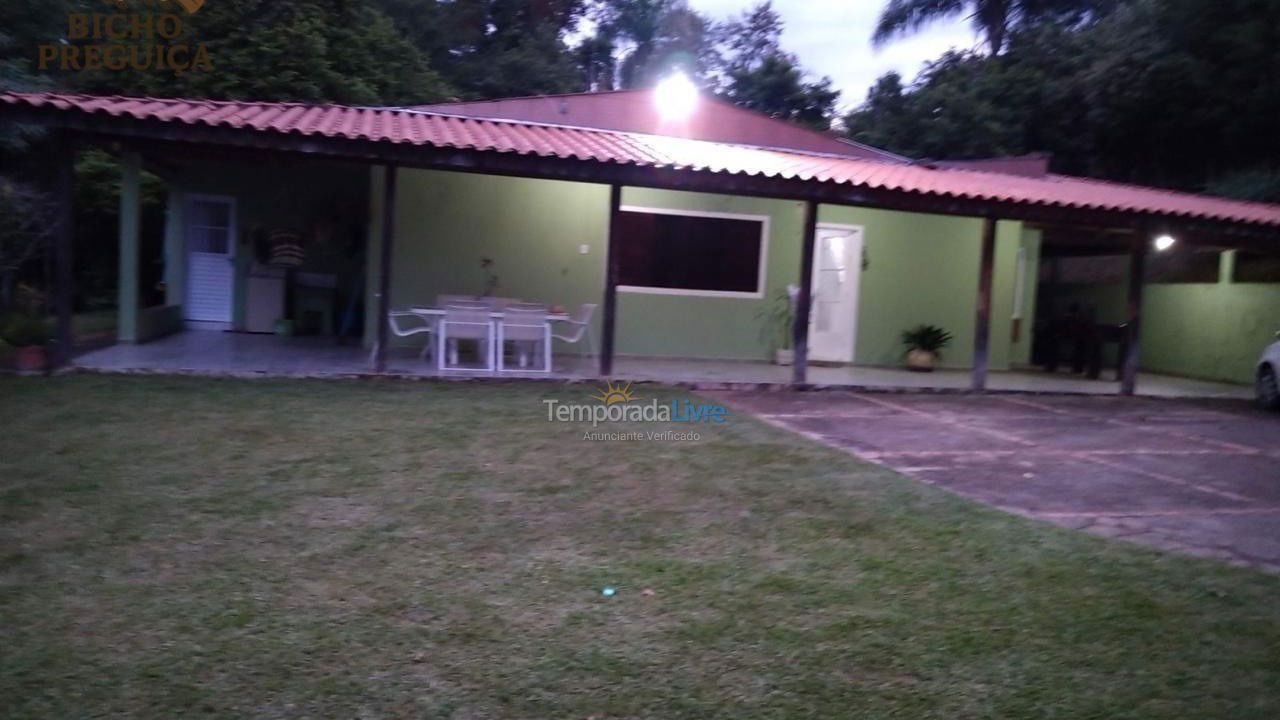 Granja para alquiler de vacaciones em Mairinque (Condomínio Paineiras)