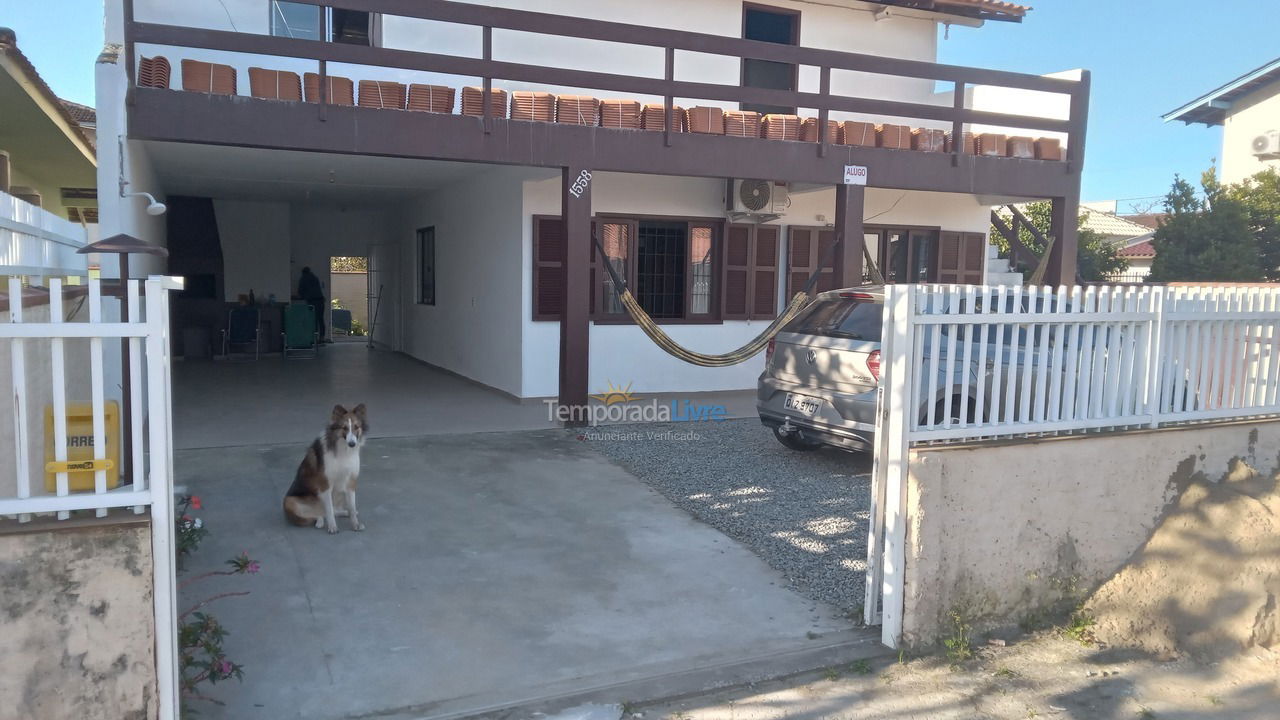Casa para alquiler de vacaciones em São Francisco do Sul (Enseada)