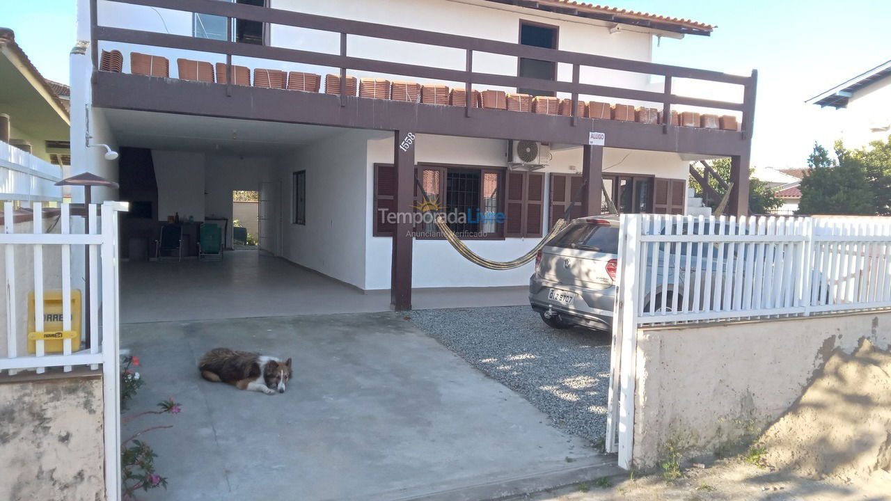 Casa para alquiler de vacaciones em São Francisco do Sul (Enseada)