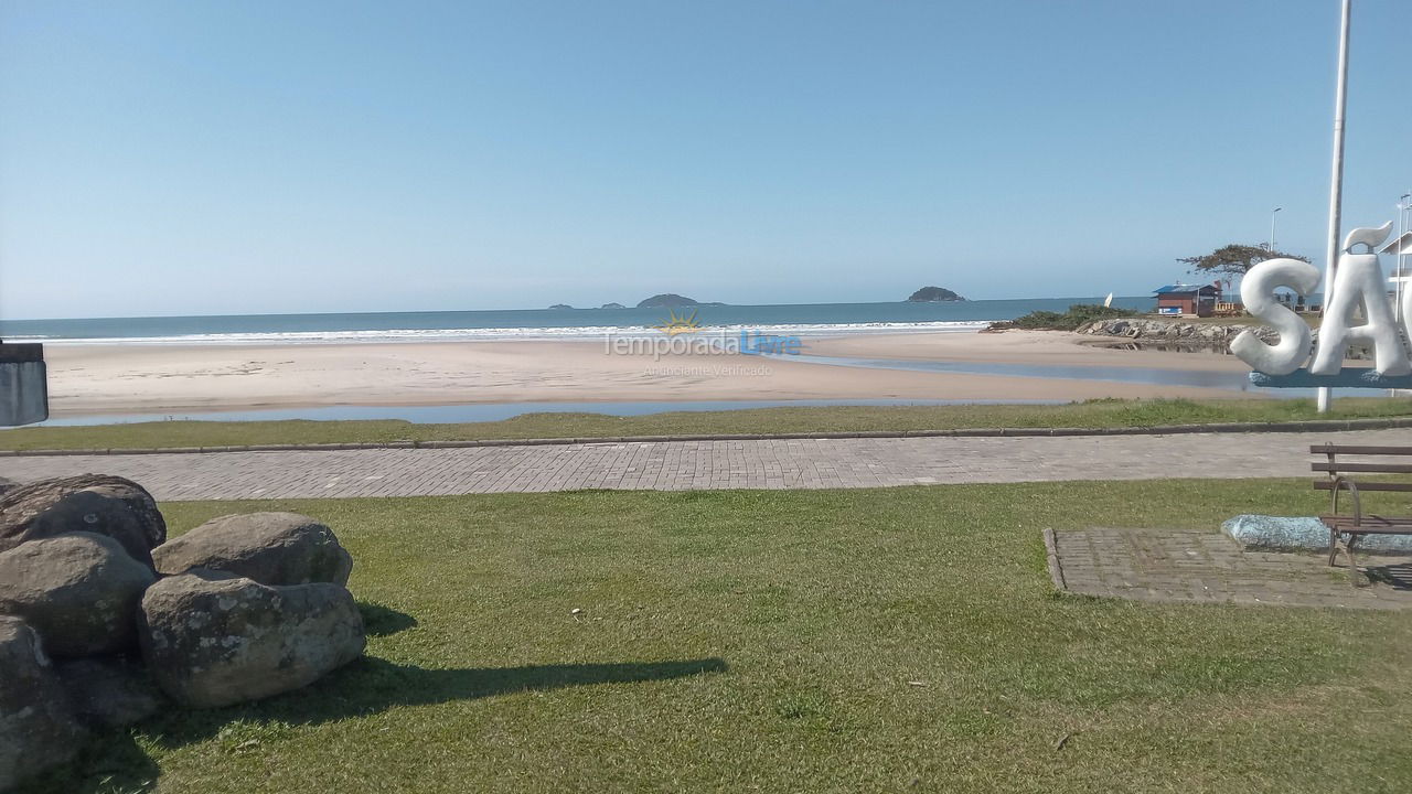 Casa para alquiler de vacaciones em São Francisco do Sul (Enseada)