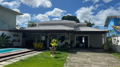 Cod.C010-Casa 2 suítes,4 pessoas, Taperapuan, piscina, churrasqueira.