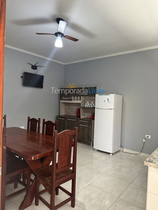 Apartamento para aluguel de temporada em Ubatuba (Praia Grande)