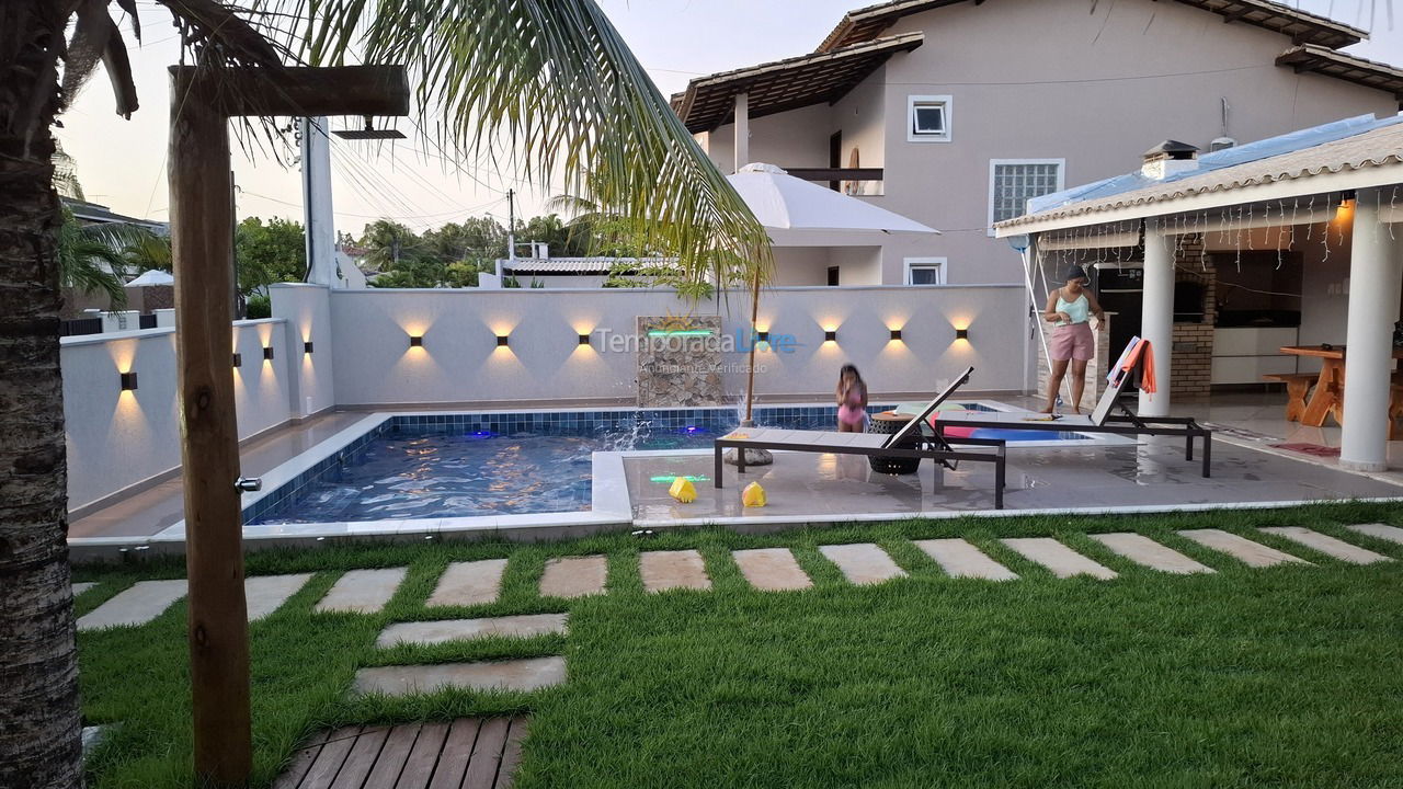Casa para aluguel de temporada em Camaçari (Barra do Jacuípe)