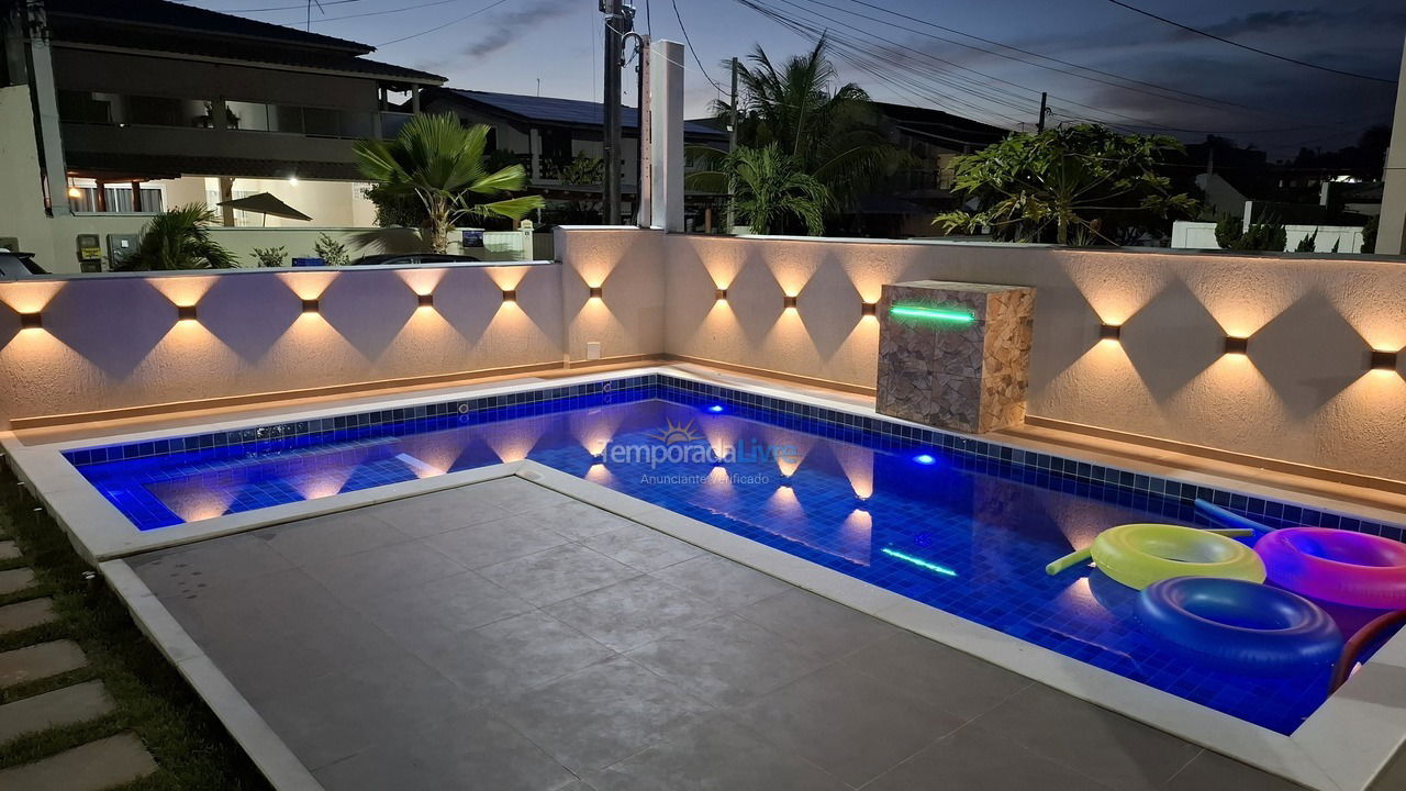 Casa para aluguel de temporada em Camaçari (Barra do Jacuípe)