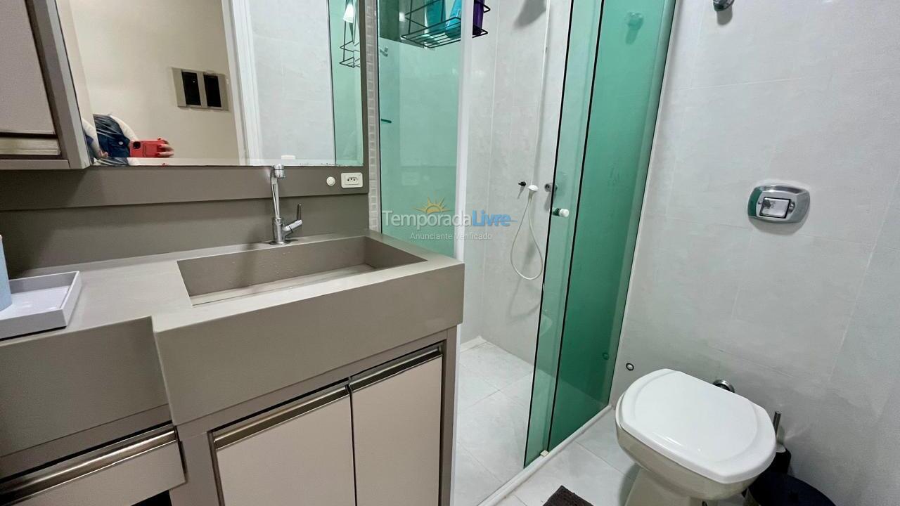Apartamento para alquiler de vacaciones em Itapema (Meia Praia)