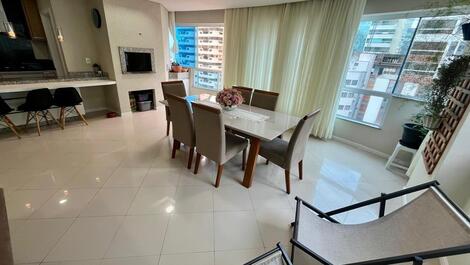 APARTAMENTO EN MEIA PRAIA CERCA DE RUSSI Y RUSSI HASTA 8 PERSONAS