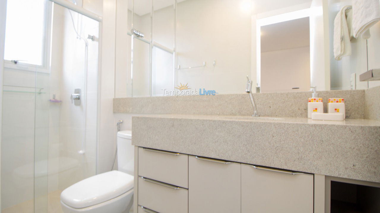 Apartamento para aluguel de temporada em Bombinhas (Canto Grande)