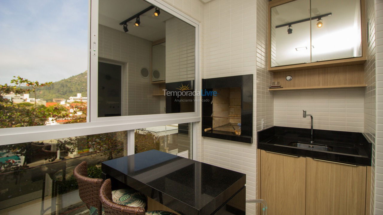 Apartamento para aluguel de temporada em Bombinhas (Canto Grande)