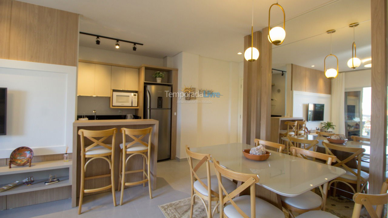 Apartamento para aluguel de temporada em Bombinhas (Canto Grande)