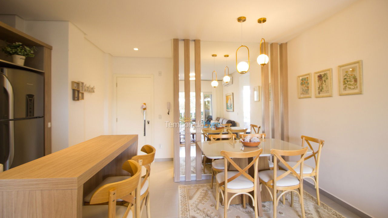 Apartamento para aluguel de temporada em Bombinhas (Canto Grande)