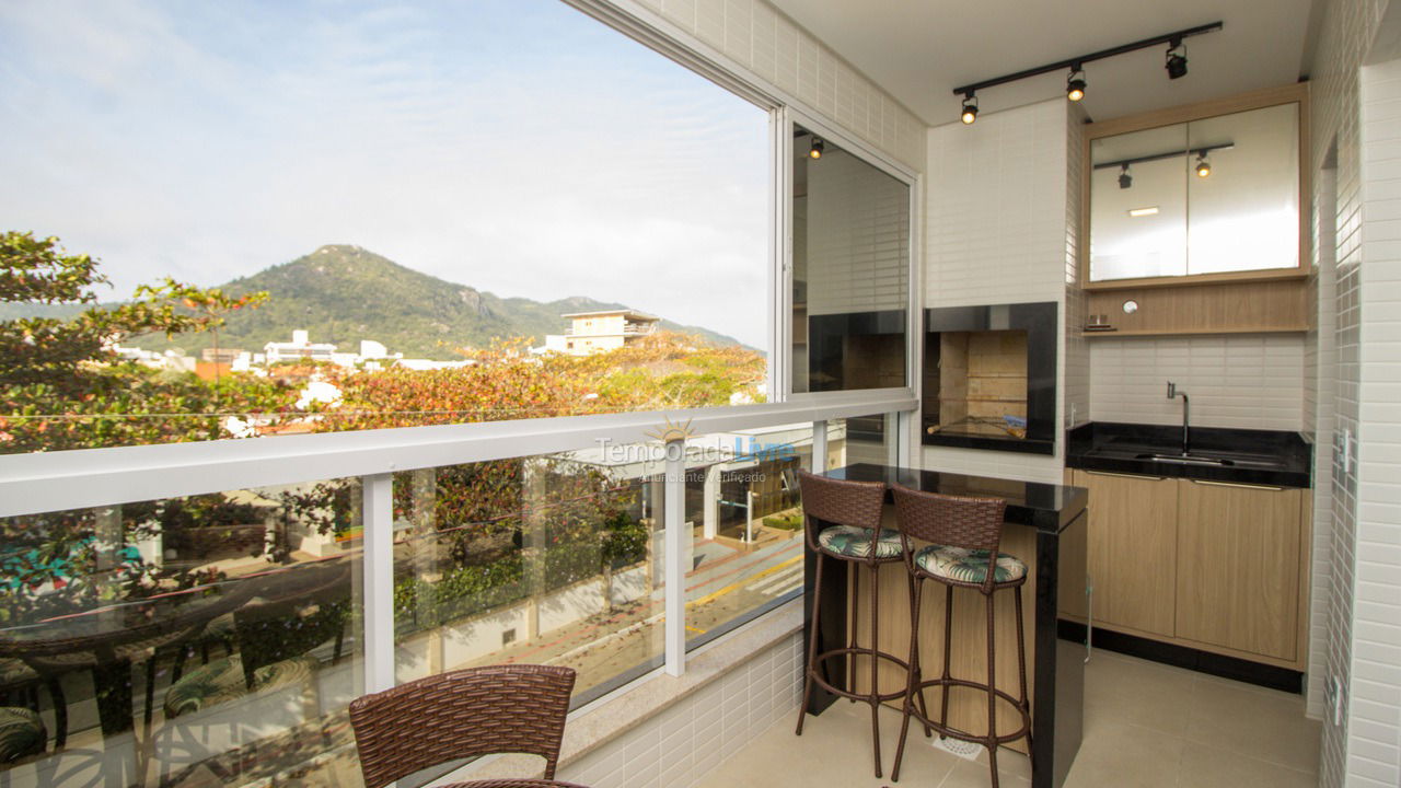 Apartamento para aluguel de temporada em Bombinhas (Canto Grande)