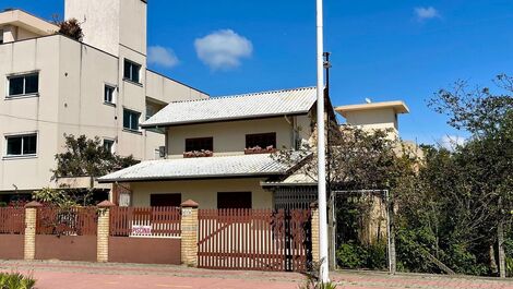 Casa para alugar em Bombinhas - Mariscal