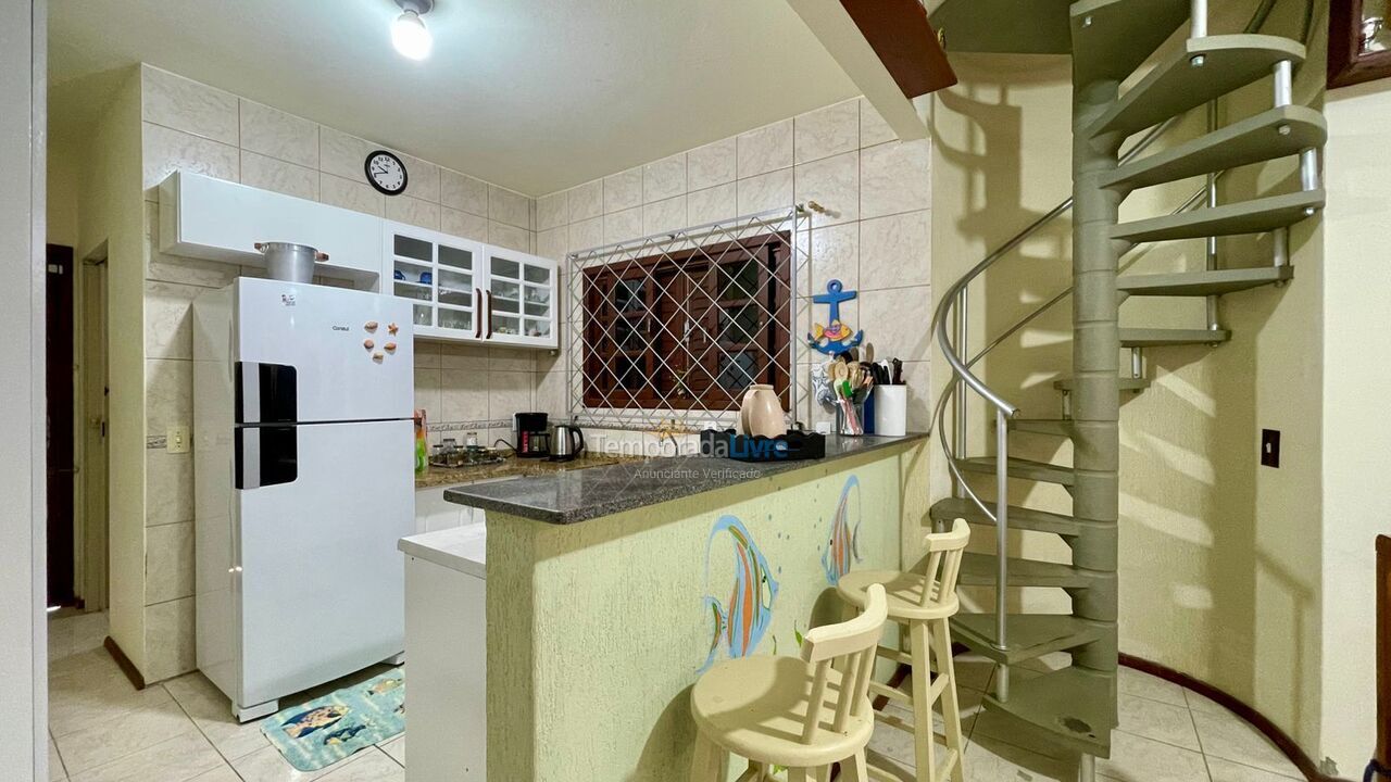 Casa para aluguel de temporada em Bombinhas (Mariscal)