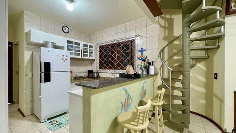 Casa com piscina na praia de Mariscal