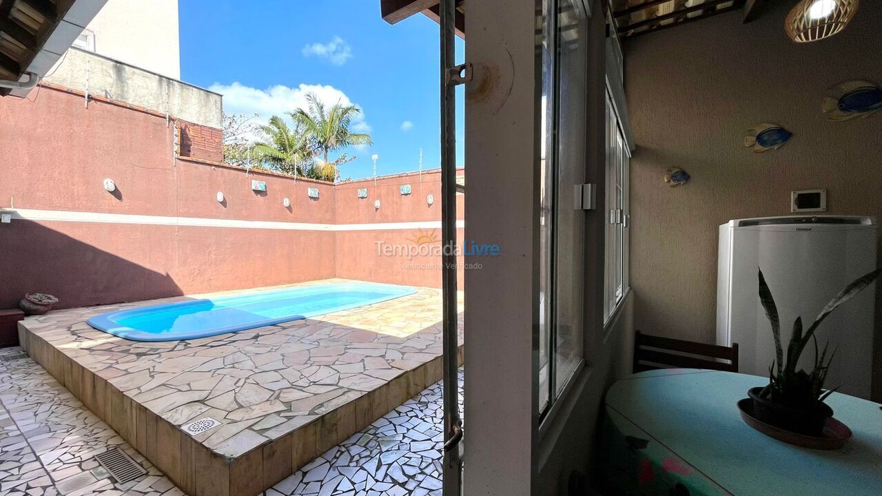Casa para aluguel de temporada em Bombinhas (Mariscal)