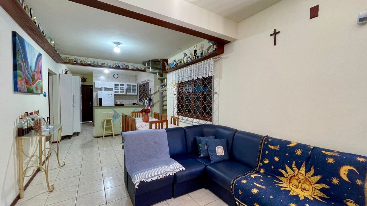 Casa para aluguel de temporada em Bombinhas (Mariscal)