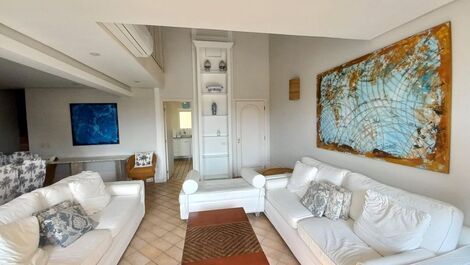 Apartment in a resort in Riviera de São Lourenço