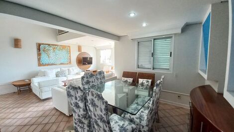 Apartment in a resort in Riviera de São Lourenço
