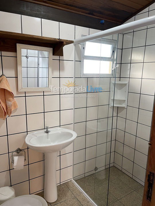 Casa para aluguel de temporada em Florianopolis (Praia dos Ingleses)