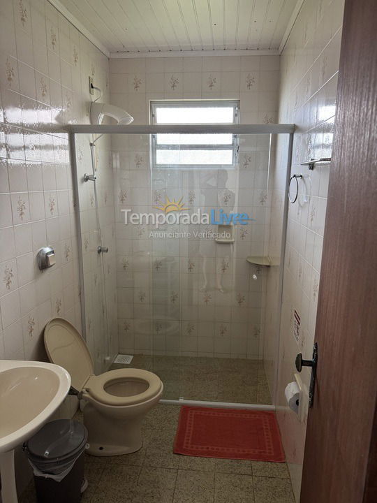 Casa para aluguel de temporada em Florianopolis (Praia dos Ingleses)