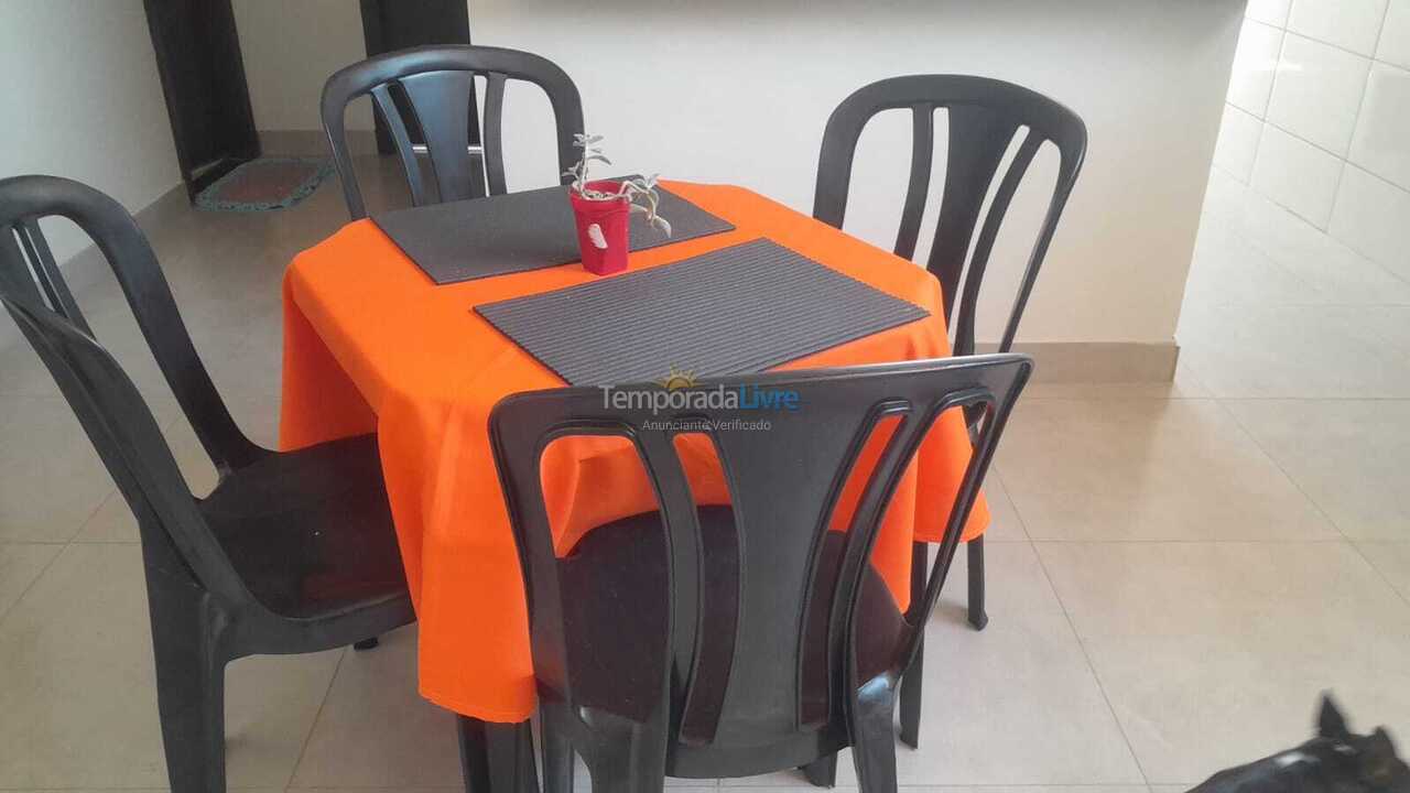 Apartamento para aluguel de temporada em Montes Claros (Santa Laura)