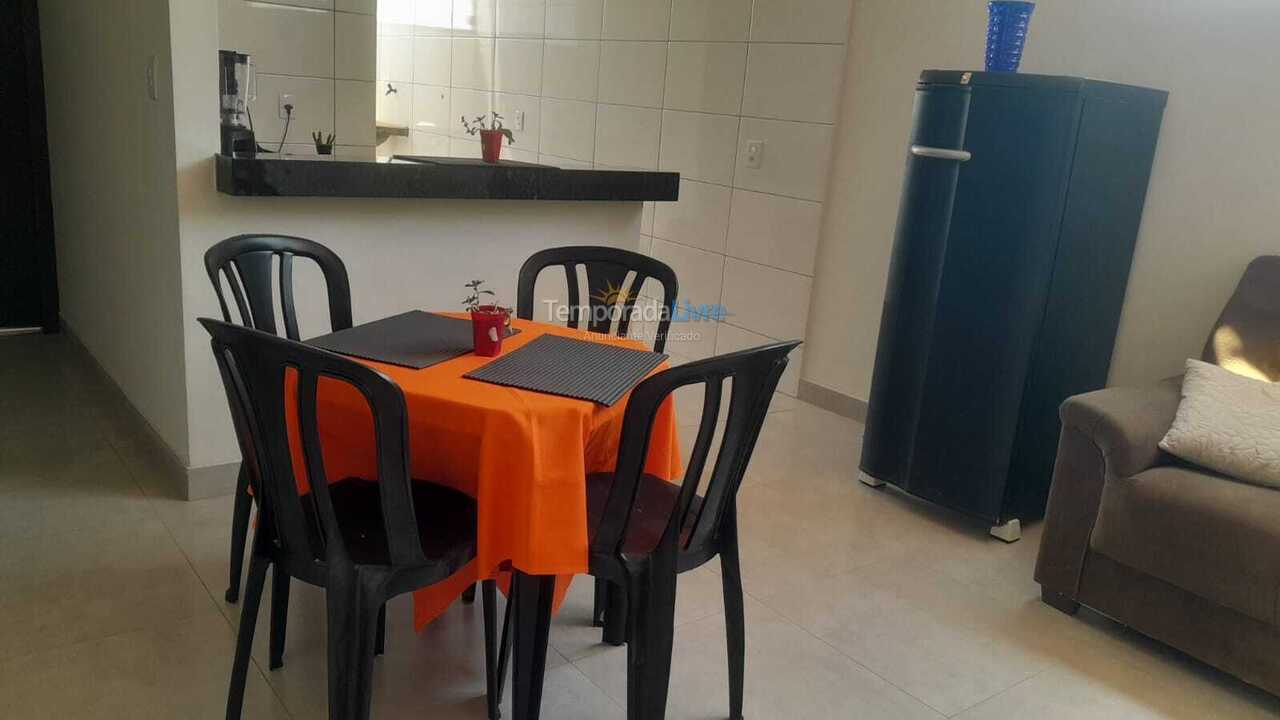 Apartamento para aluguel de temporada em Montes Claros (Santa Laura)