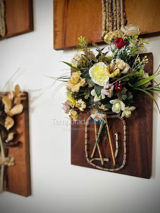Casa para aluguel de temporada em Campos do Jordão (Jardim Floriano Pinheiro)