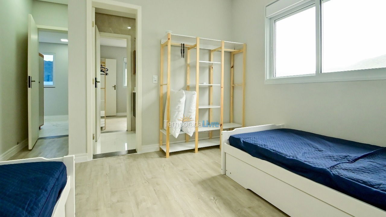 Apartamento para alquiler de vacaciones em Florianopolis (Praia dos Ingleses)