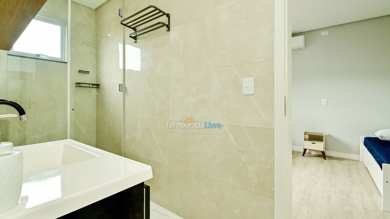 Apartamento para alquiler de vacaciones em Florianopolis (Praia dos Ingleses)