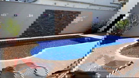 Apartamento novo finamente mobiliado com piscina no centro de Bombas!