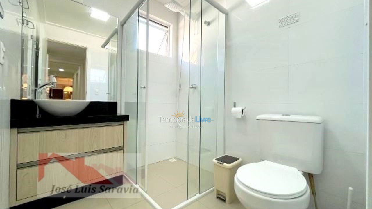 Apartamento para aluguel de temporada em Bombinhas (Praia de Bombas)