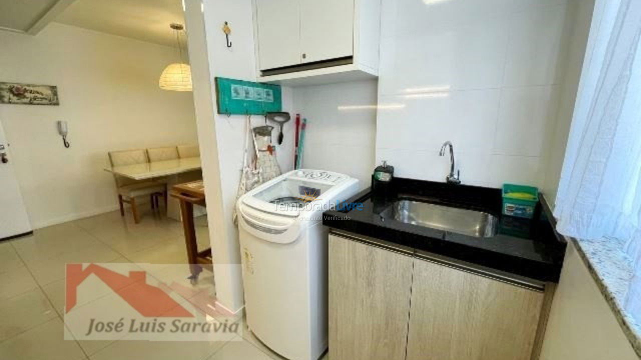 Apartamento para aluguel de temporada em Bombinhas (Praia de Bombas)
