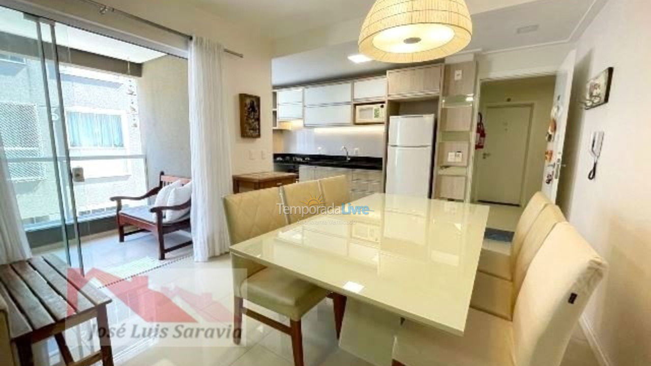 Apartamento para aluguel de temporada em Bombinhas (Praia de Bombas)
