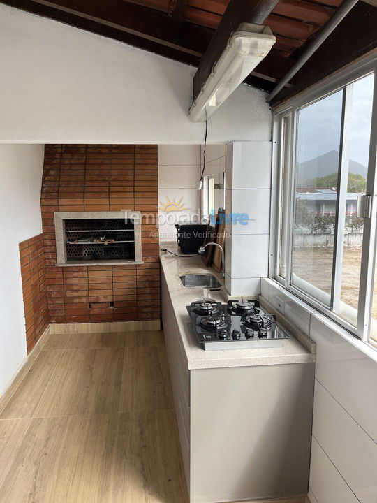 Apartment for vacation rental in Matinhos (Balneário Flamingo)