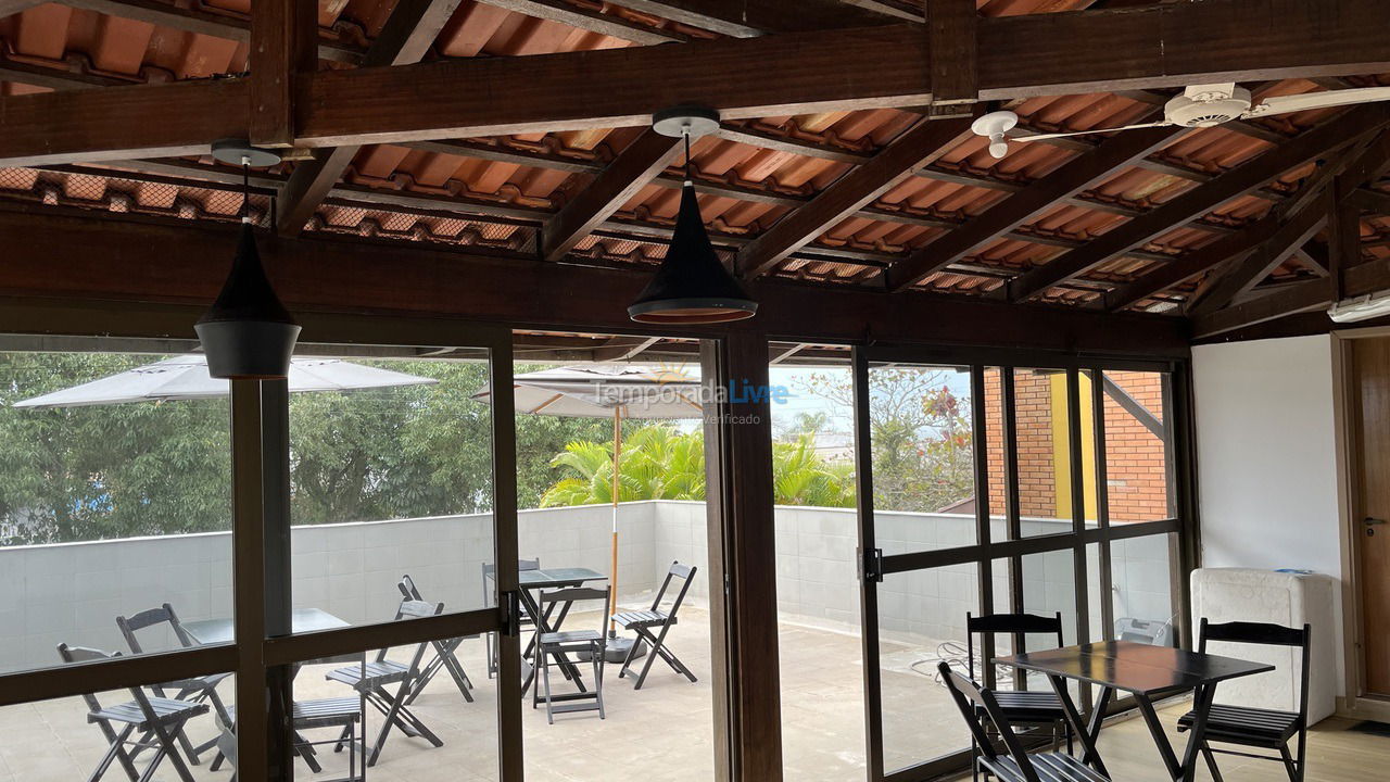 Apartment for vacation rental in Matinhos (Balneário Flamingo)