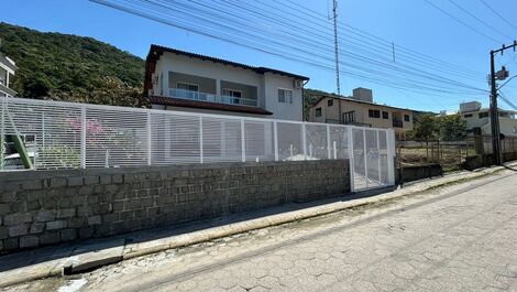🏡 Beautiful House with Pool in Bombas Beach 🌊