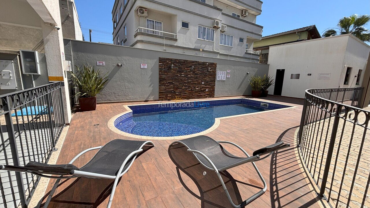 Apartamento para alquiler de vacaciones em Bombinhas (Praia de Bombas)