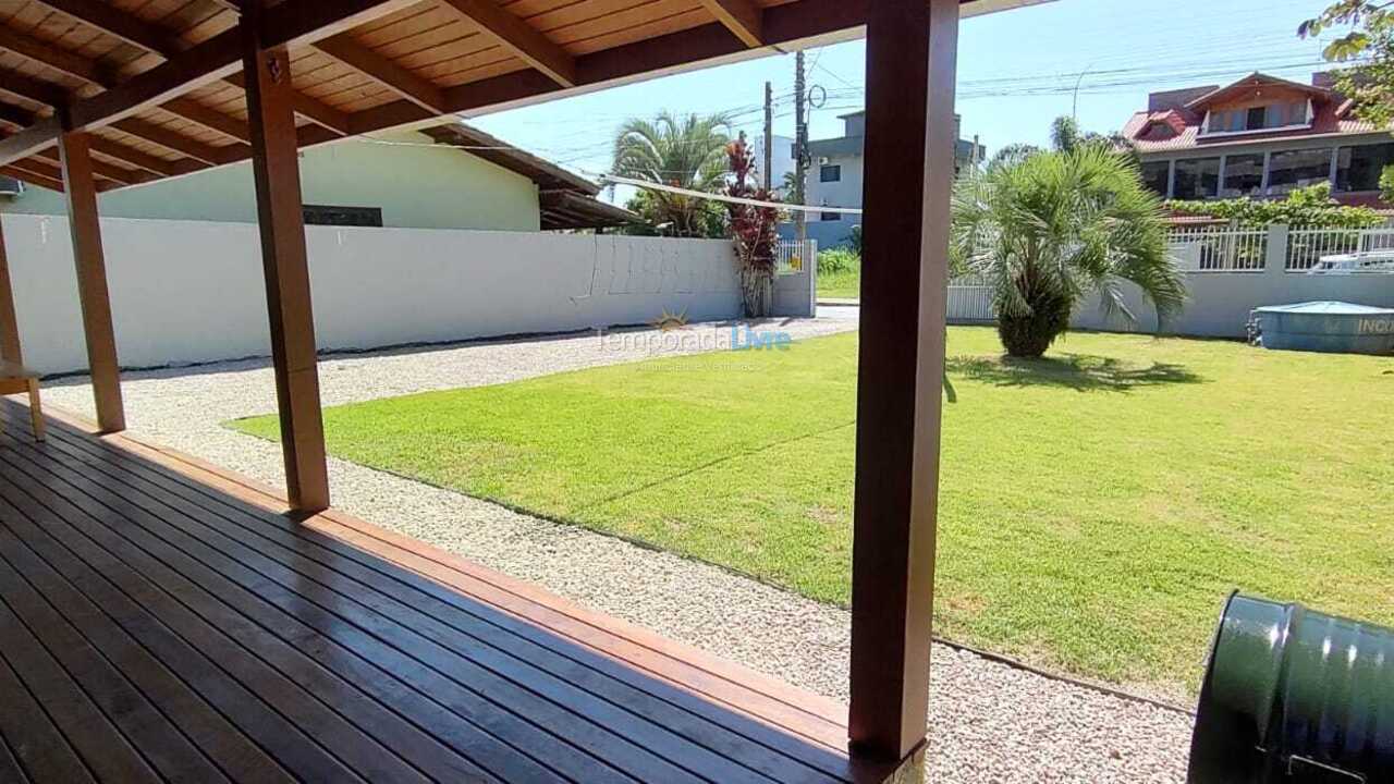 Casa para alquiler de vacaciones em Bombinhas (Mariscal)