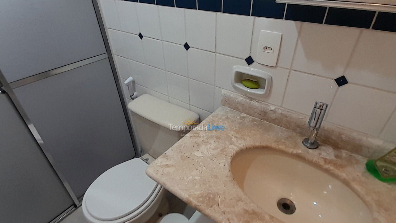 Wc suíte  Apartamento para aluguel de temporada em Bertioga (Praia de Guaratuba)