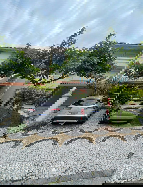 Casa para aluguel de temporada em Florianópolis (Jurere Tradicional)