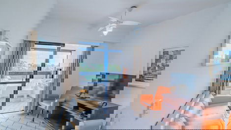 Lindo ap de dois quartos, de frente e com vista para o mar (C131)