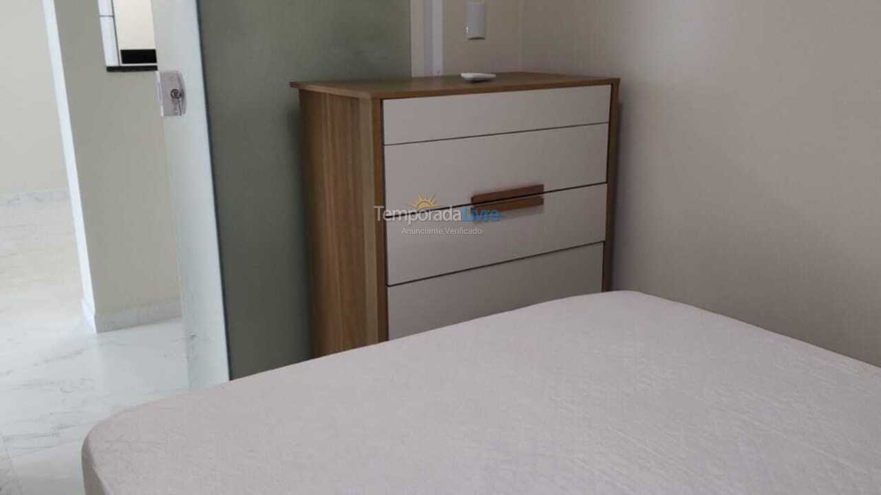 Apartamento para aluguel de temporada em Bombinhas (Centro de Bombinhas)