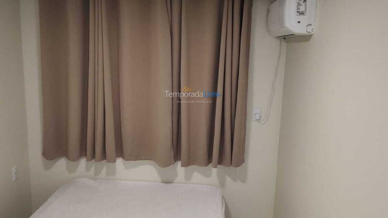 Apartamento para aluguel de temporada em Bombinhas (Centro de Bombinhas)